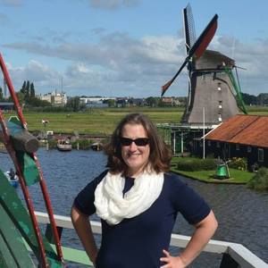 Meet your Posher, Toni